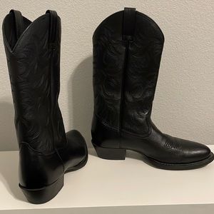Arita Black Cowboy boots size 10.5